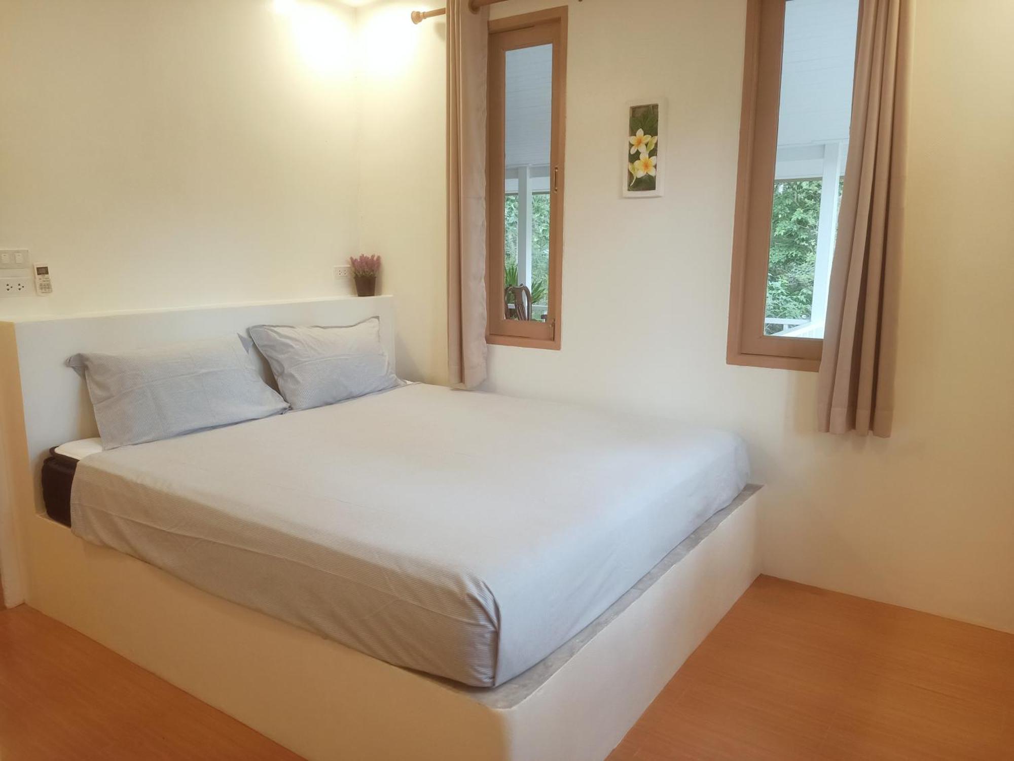 Baan Moonchan House チャロクルム エクステリア 写真