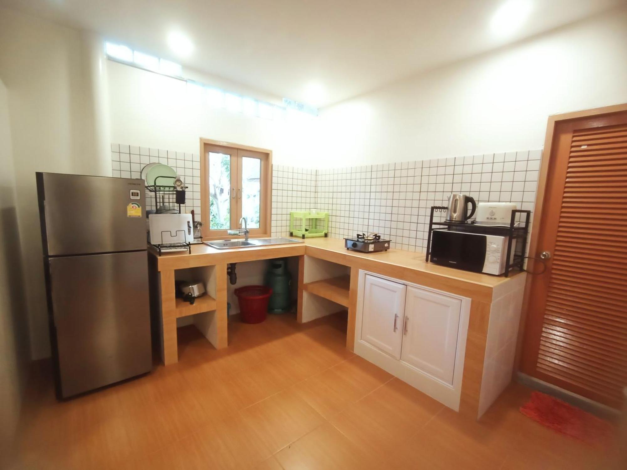 Baan Moonchan House チャロクルム エクステリア 写真