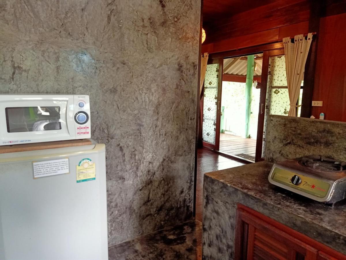 Baan Moonchan House チャロクルム エクステリア 写真